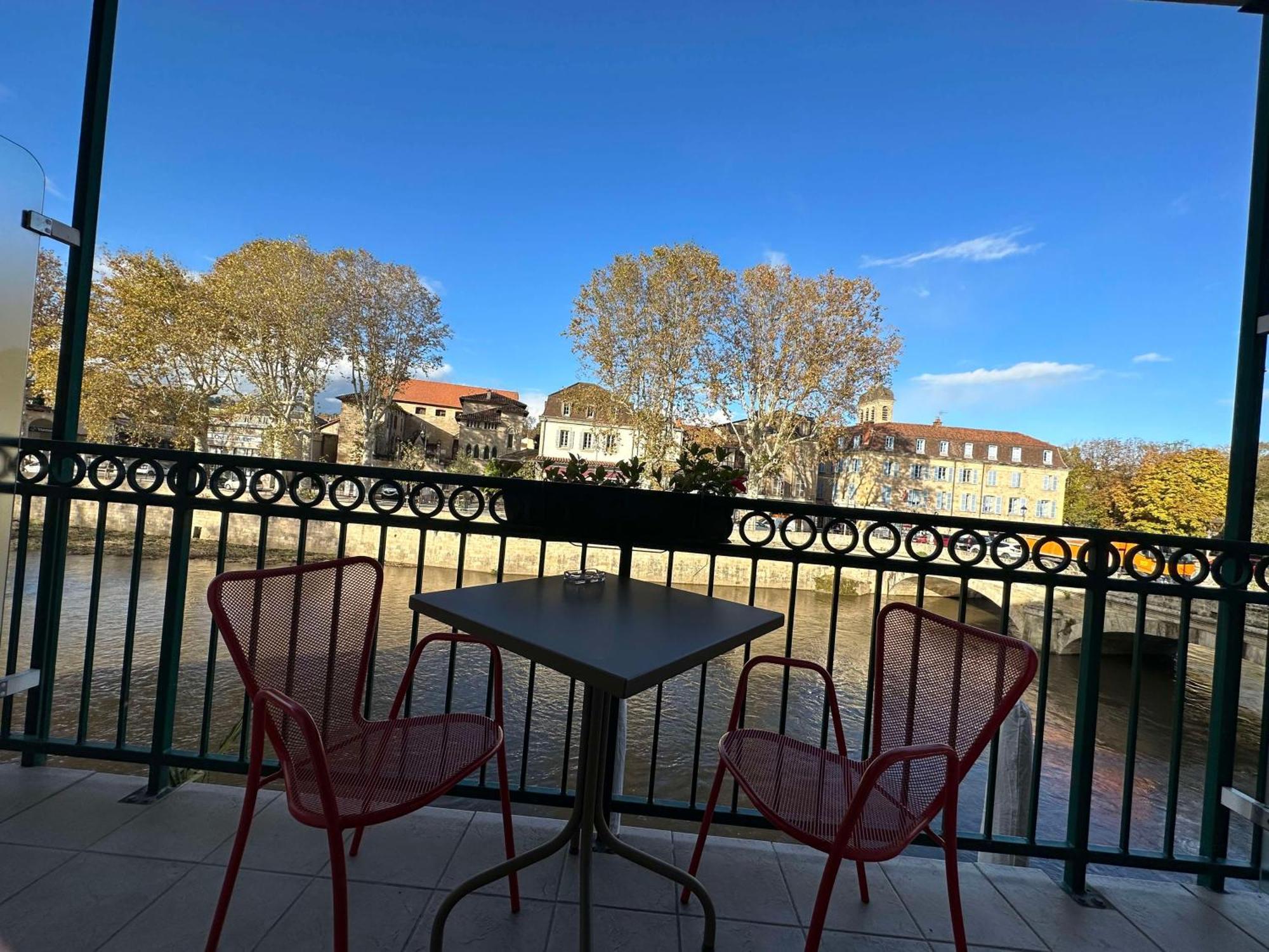 Best Western Le Pont D'Or Figeac Εξωτερικό φωτογραφία